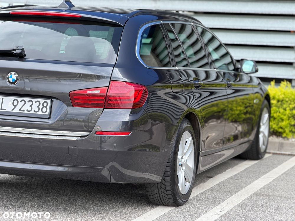 BMW Seria 5 520d xDrive - 29