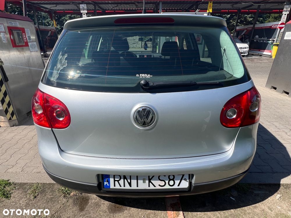 Volkswagen Golf - 6