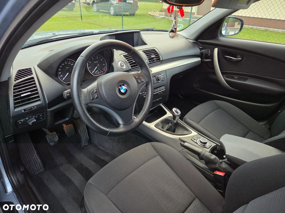 BMW Seria 1 116i - 9