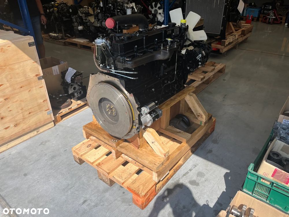 SILNIK Mitsubishi S6S-T 64KW 28000netto - 6
