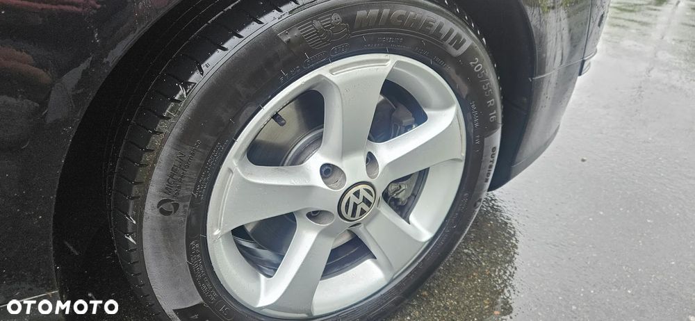 Volkswagen Passat 1.6 TDI DPF BlueMotion Technology Comfortline - 10