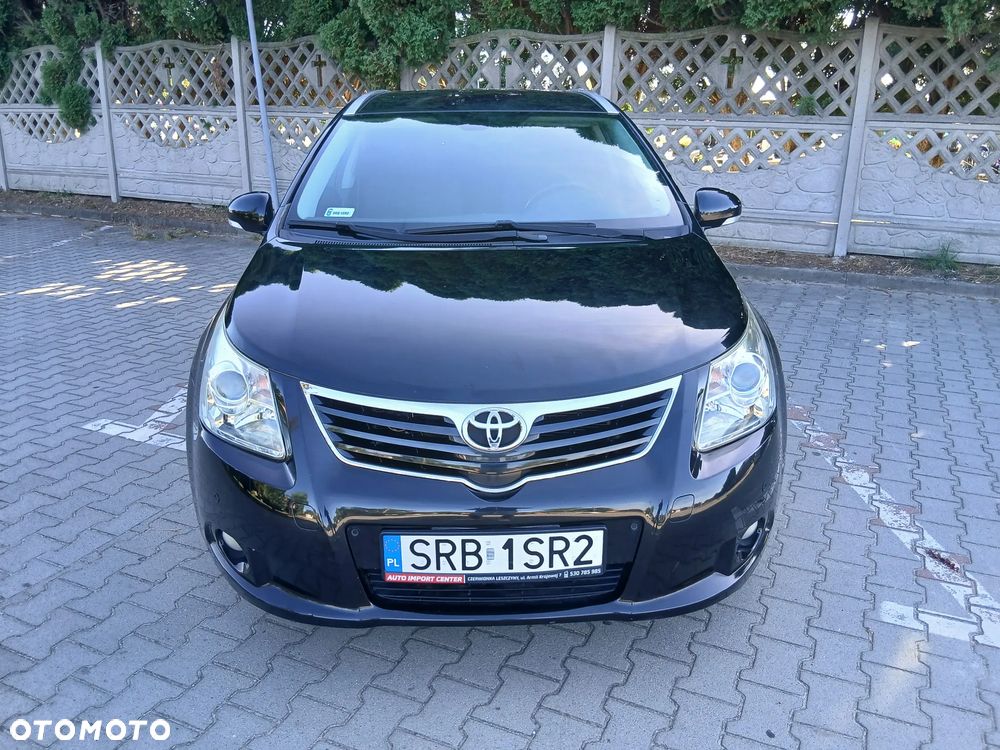 Toyota Avensis - 10