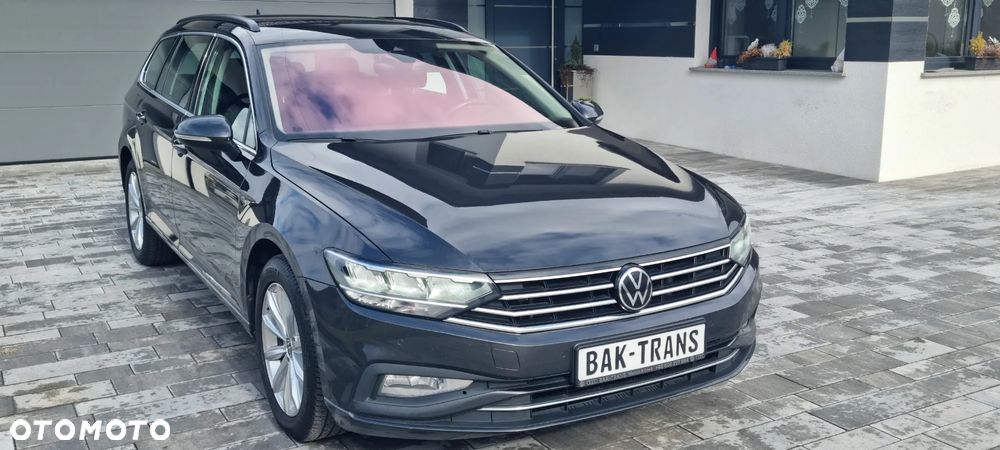 Volkswagen Passat - 21