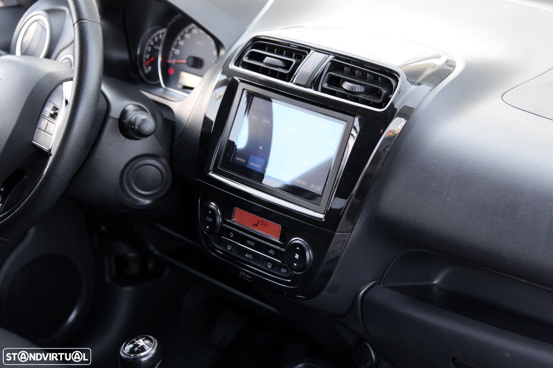 Mitsubishi Space Star 1.2 Connect Edition - 11