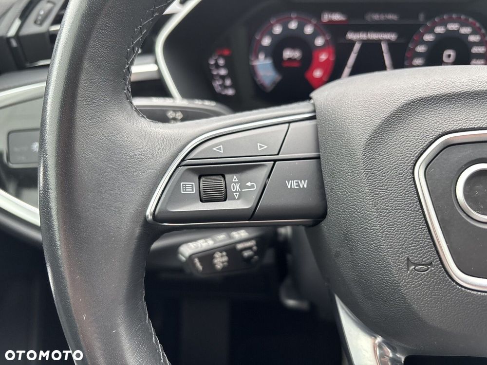 Audi Q3 Sportback - 12