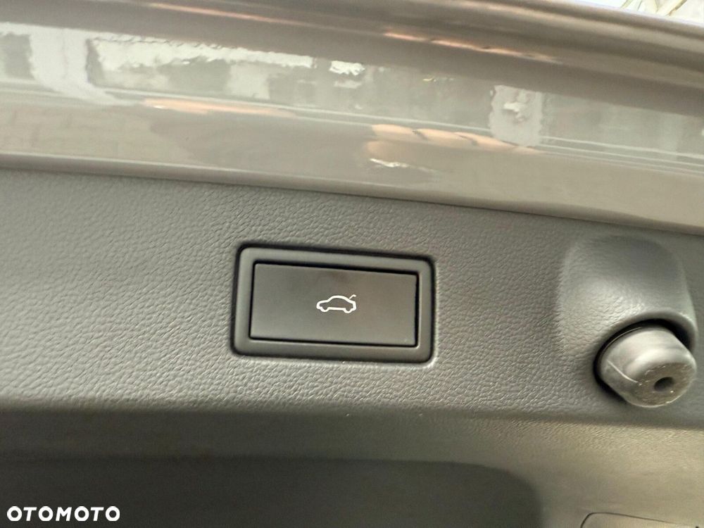 Volkswagen Arteon 2.0 TSI 4Motion R DSG - 31