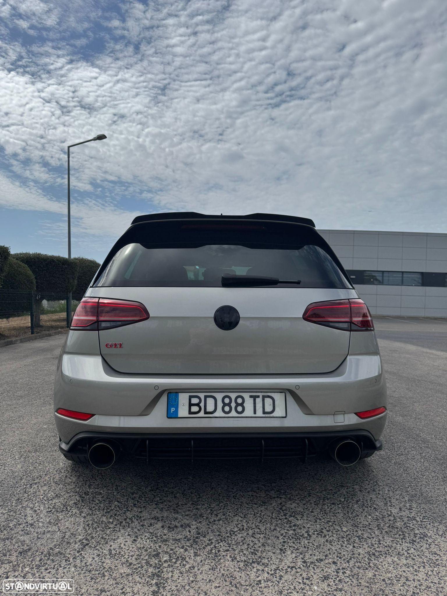 VW Golf 2.0 TSI GTI DSG Performance - 6