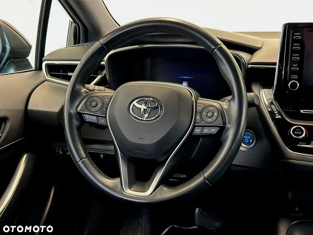 Toyota Corolla 2.0 Hybrid Comfort - 32