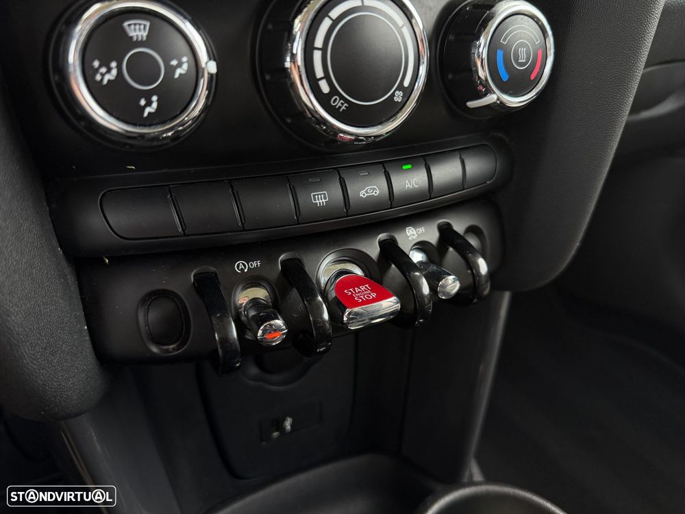 MINI 3 Portas One D - 35