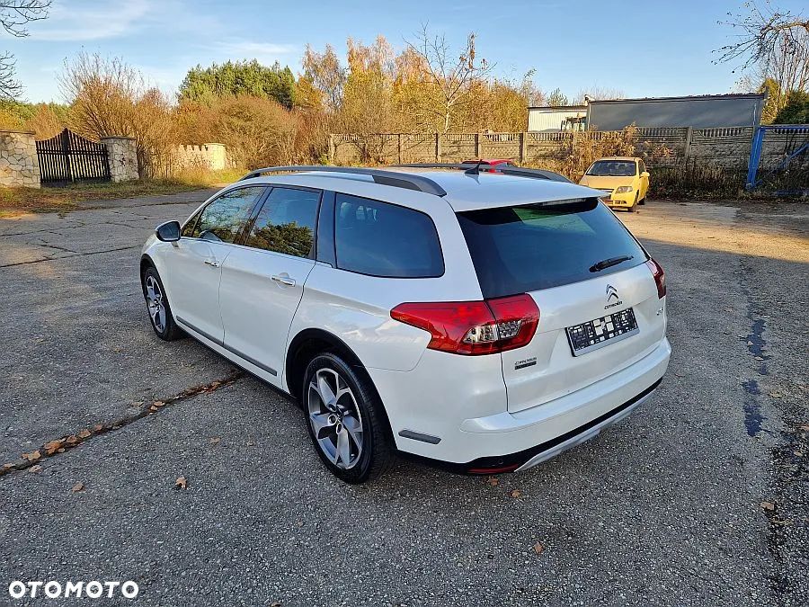 Citroën C5 HDi 140 FAP CrossTourer - 4
