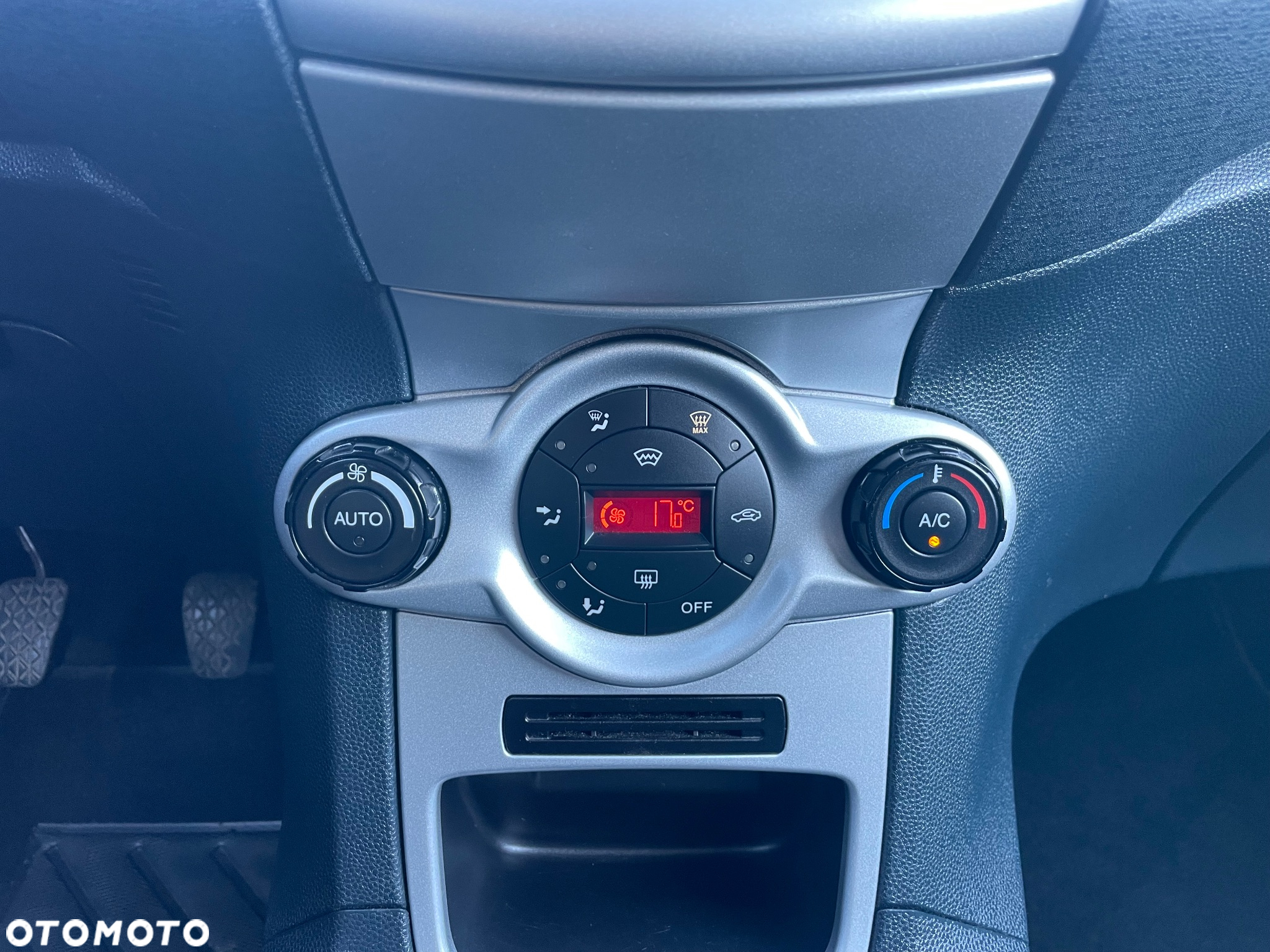 Ford Fiesta 1.25 Trend - 28