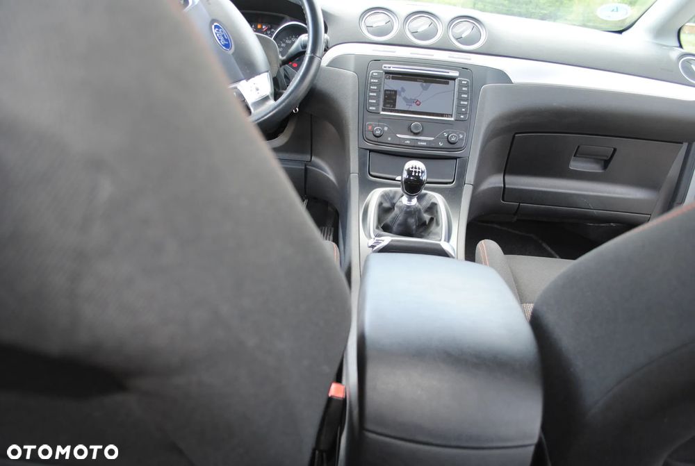 Ford S-Max 2.0 TDCi Gold X - 24