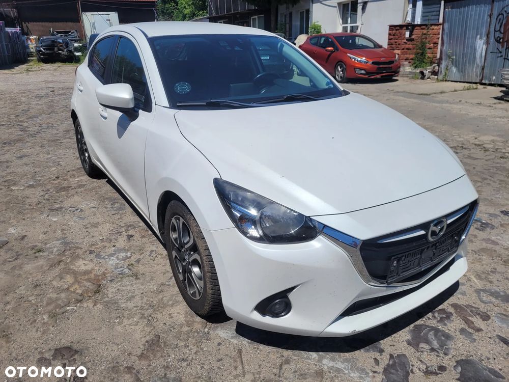 Mazda 2 SKYACTIV-G 115 i-ELOOP White Edition - 3