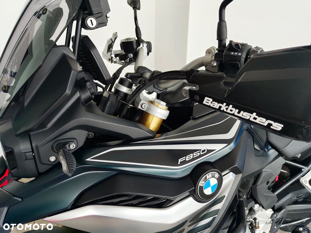 BMW F - 20