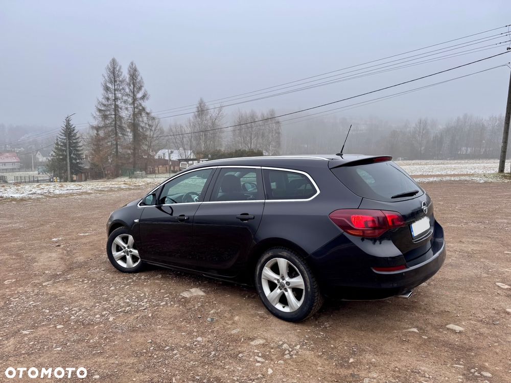Opel Astra 1.4 T Cosmo - 2