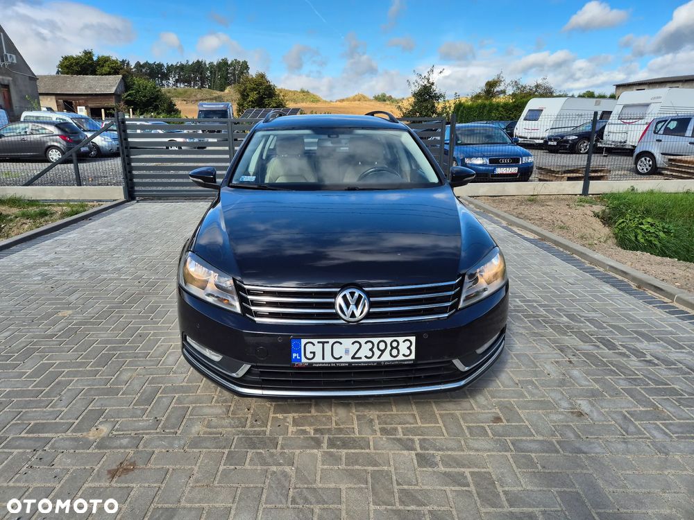 Volkswagen Passat 2.0 TDI Comfortline - 8