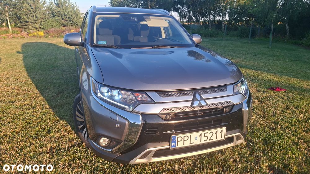 Mitsubishi Outlander 2.0 Intense 4WD CVT - 17