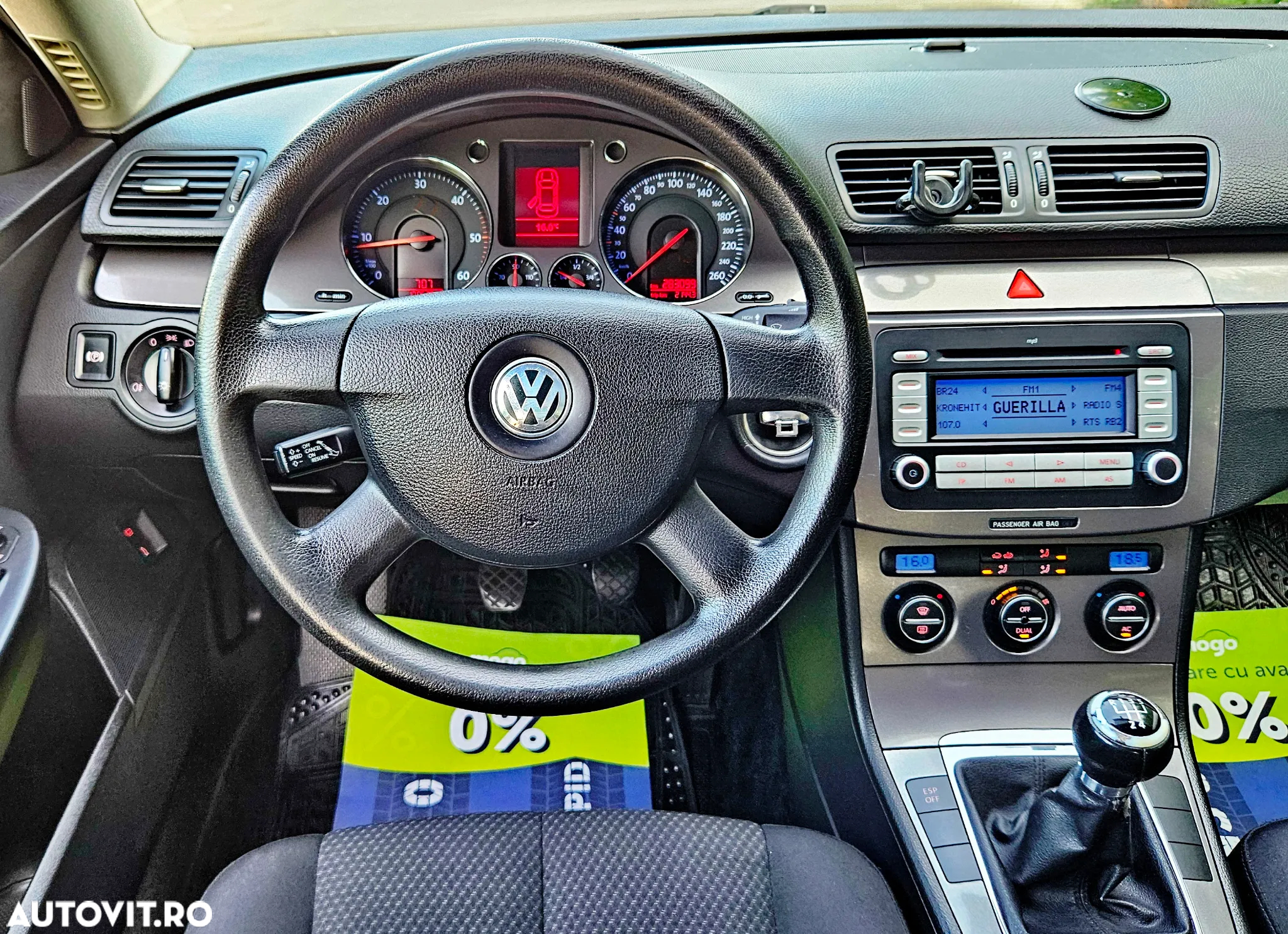 Volkswagen Passat - 15