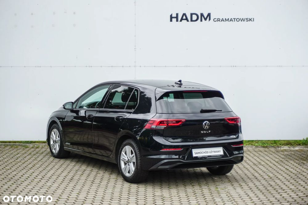 Volkswagen Golf VIII 1.5 eTSI EVO Life DSG - 5