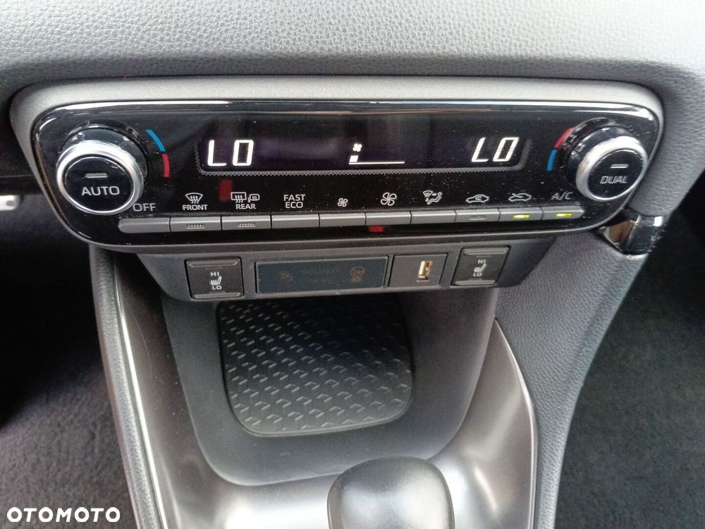Toyota Yaris - 19