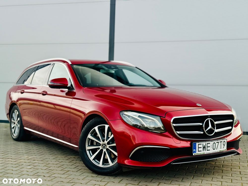 Mercedes-Benz Klasa E 220 d 9G-TRONIC Exclusive - 2
