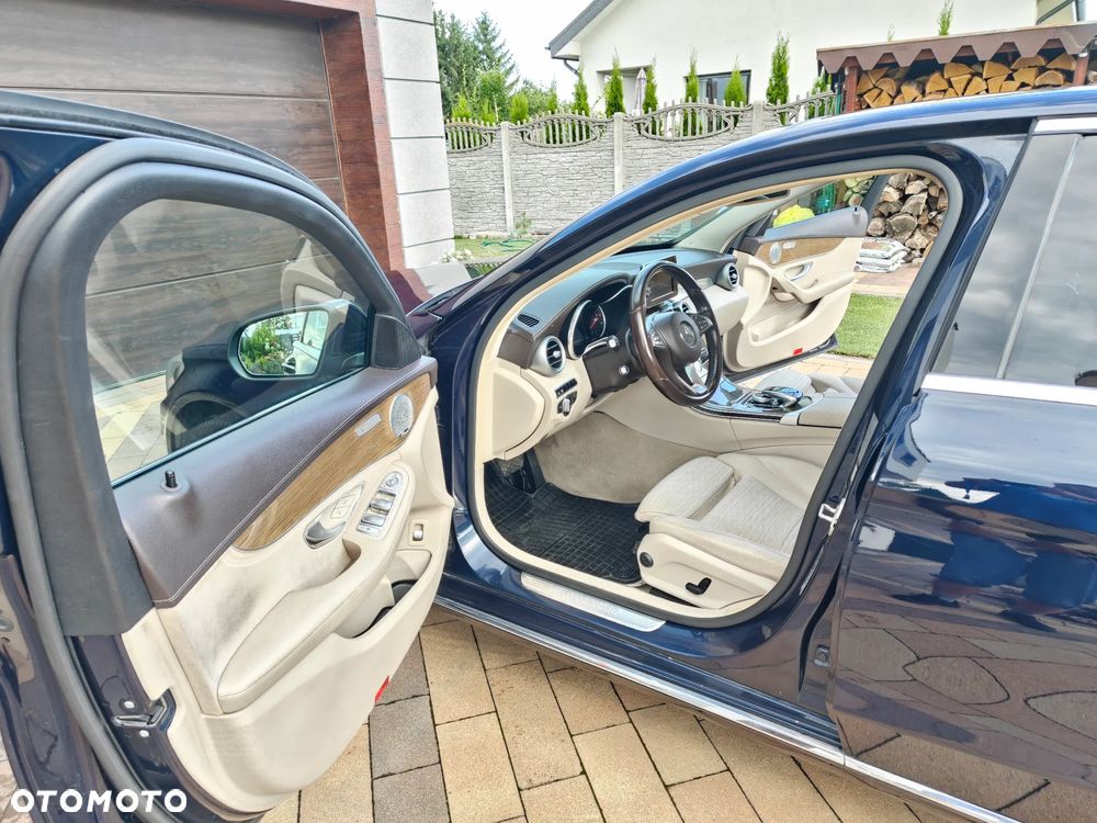 Mercedes-Benz Klasa C 250 (BlueTEC) d 4-Matic 7G-TRONIC - 27