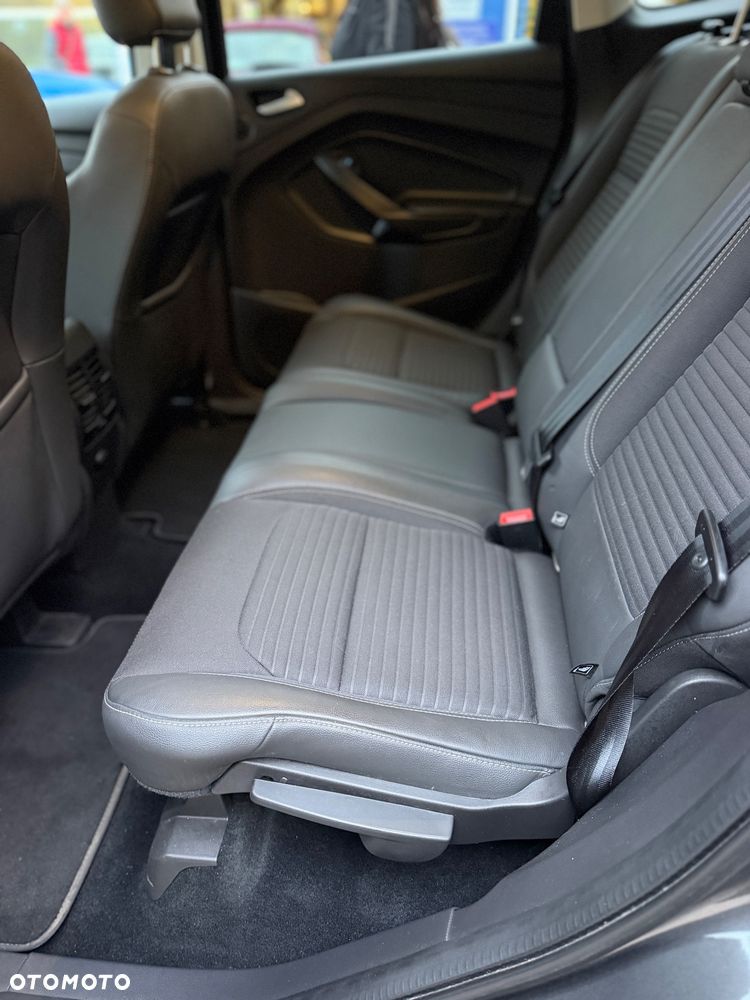 Ford Kuga - 20