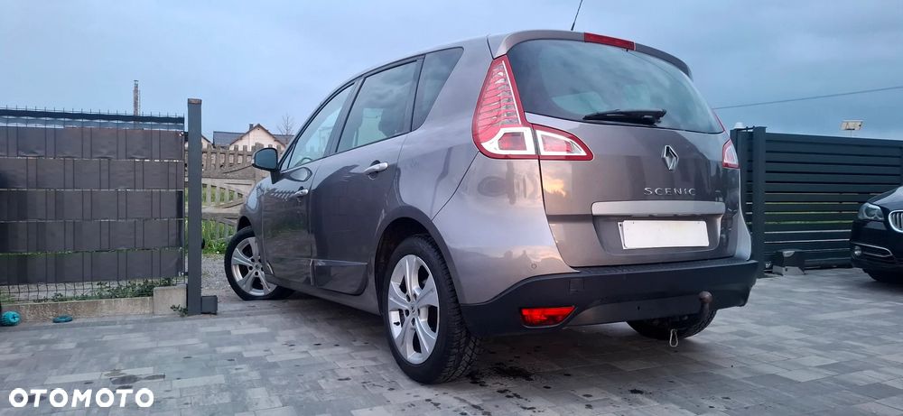 Renault Scenic 1.6 16V 110 Dynamique - 3