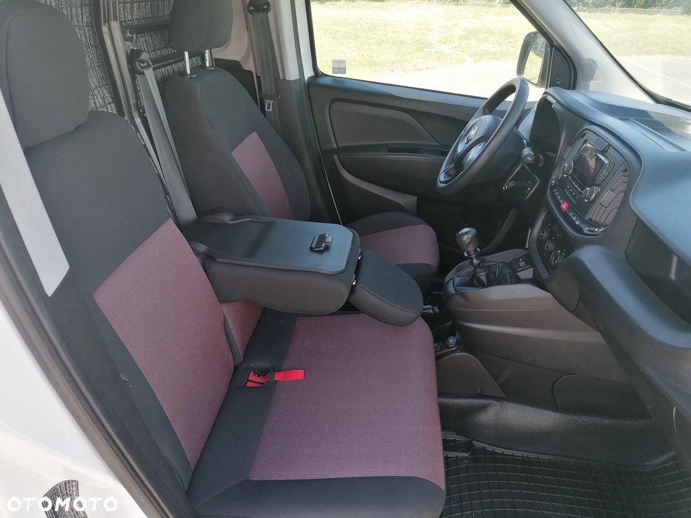 Fiat Doblo - 19