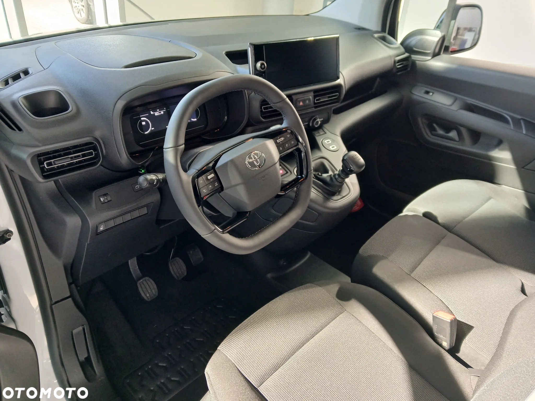 Toyota PROACE CITY - 7