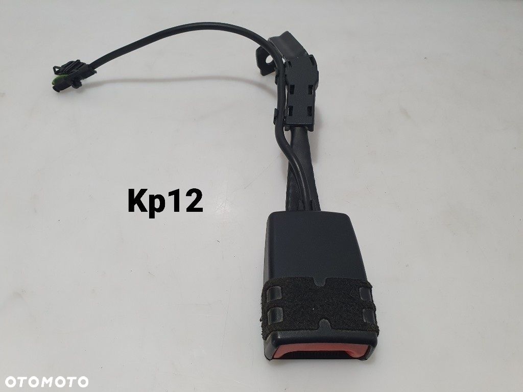 A3 8P ZAPINKA ZAPIĘCIE PASA BEZPIECZEŃSTWA LEWA PRZÓD KIEROWCA 8P0857755F - 1