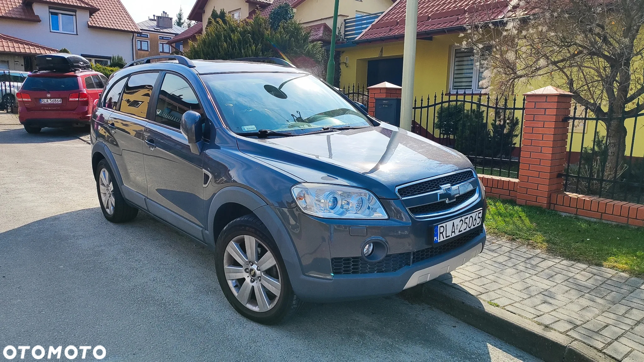 Chevrolet Captiva 2.0 4WD 7 Sitzer Automatik LT Exclusive - 2