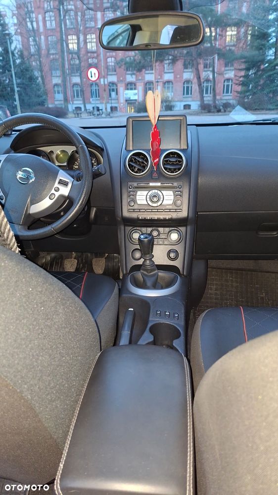 Nissan Qashqai - 16