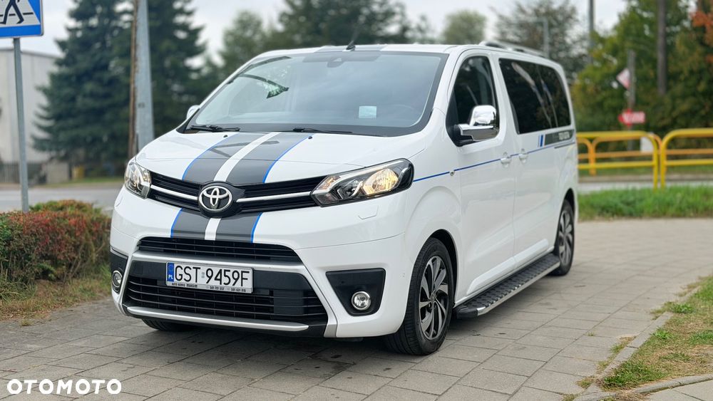 Toyota ProAce Kombi D-4D Medium 2,8t - 1