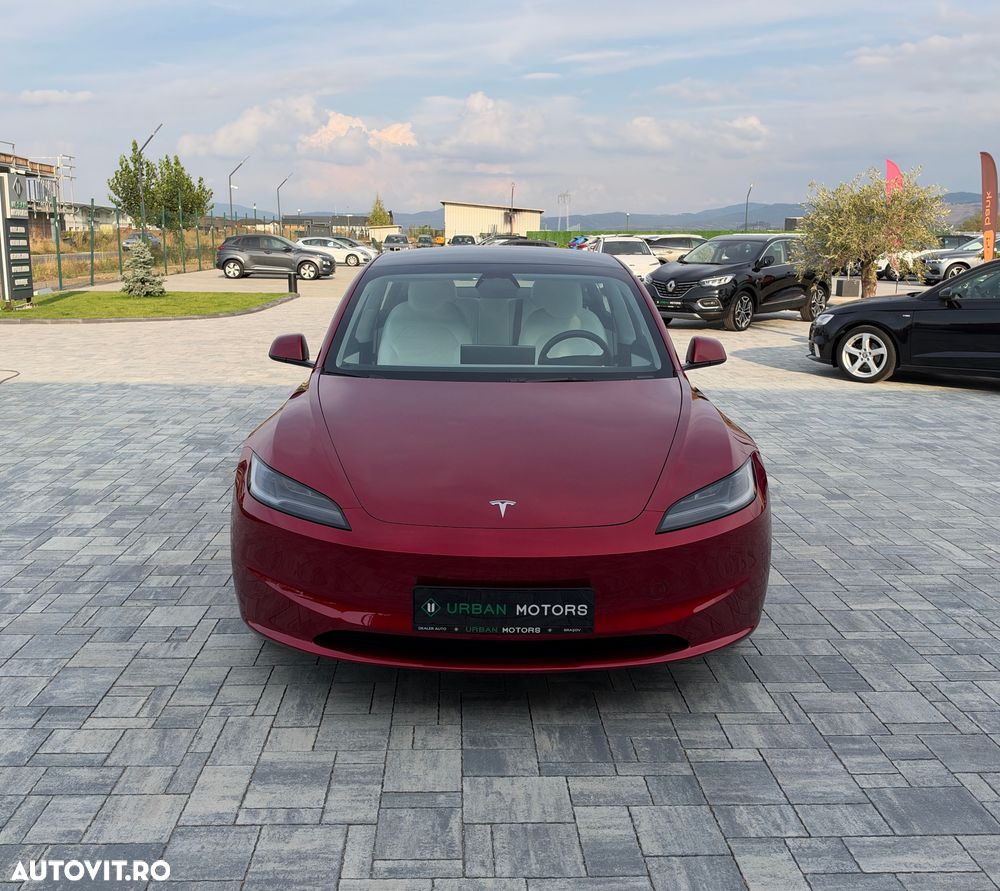 TESLA Model 3 2023 — imagine 18