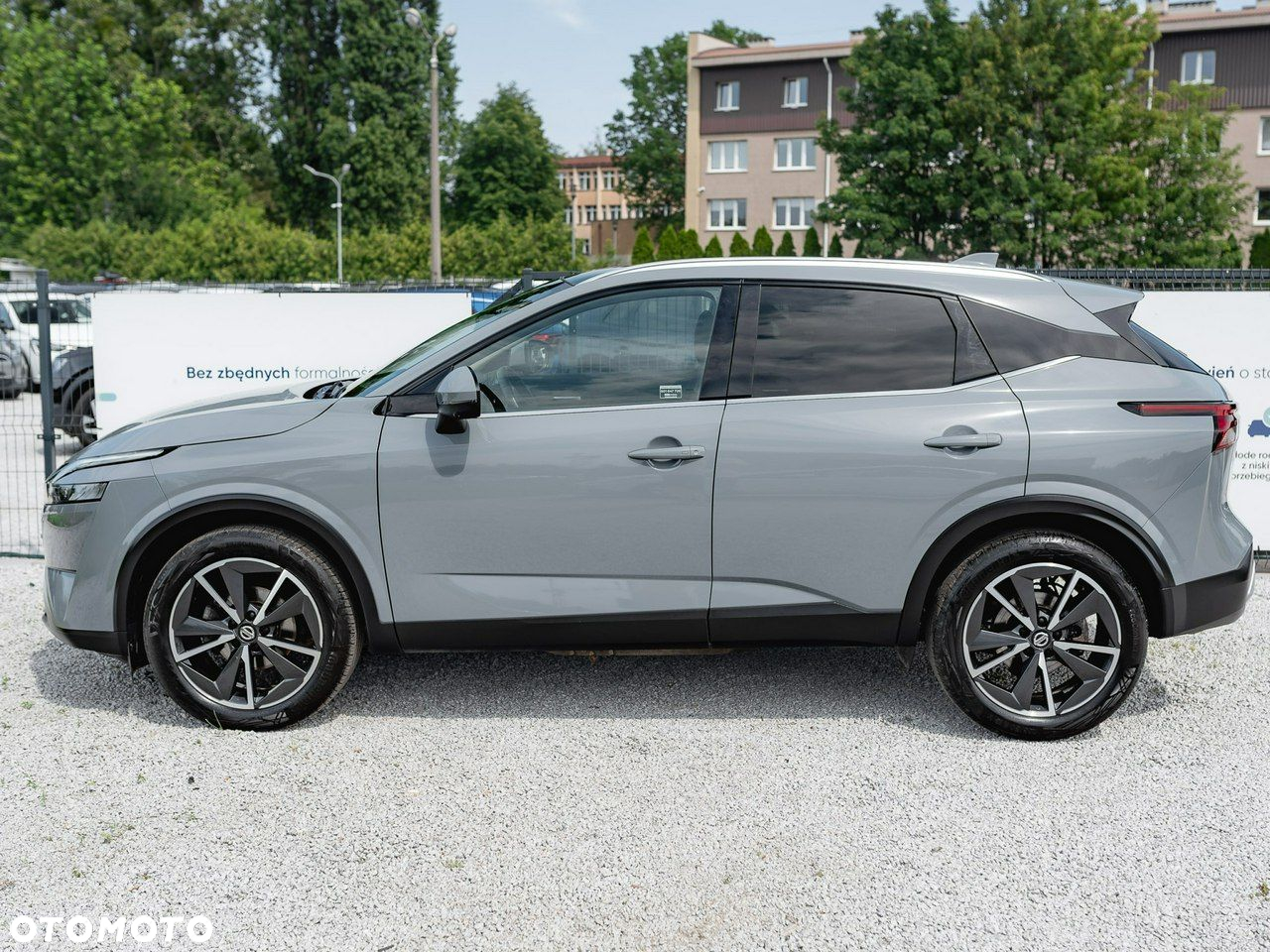 Nissan Qashqai - 10