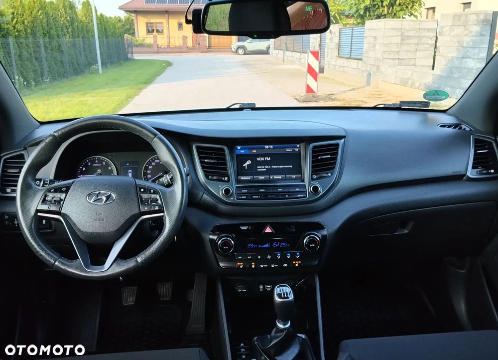 Hyundai Tucson 1.6 GDI BlueDrive GO 2WD - 21