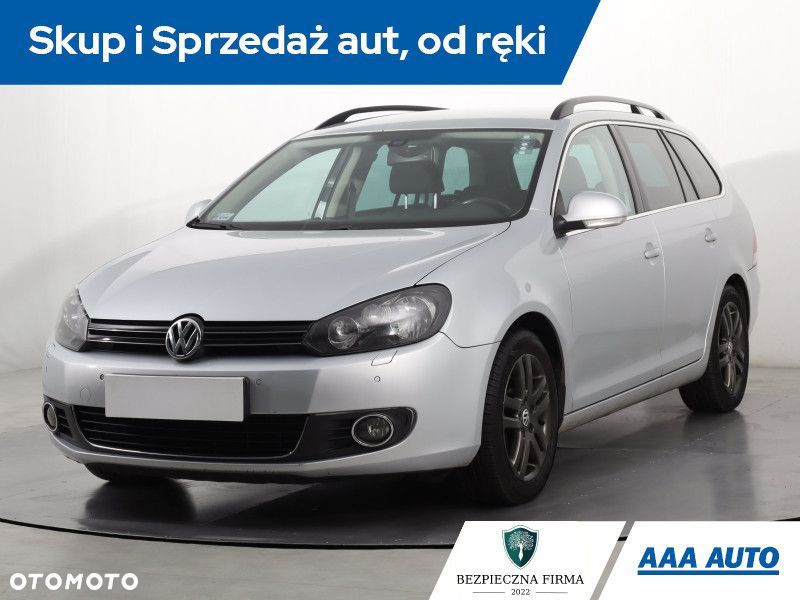 Volkswagen Golf - 2