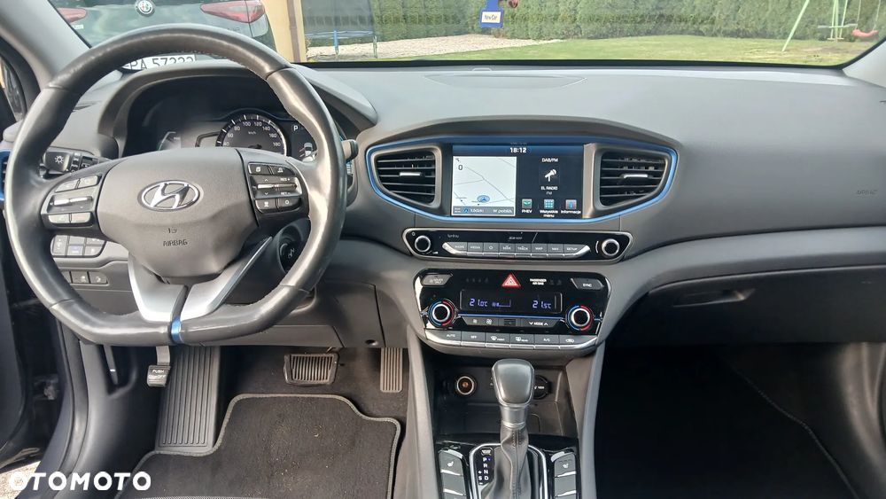 Hyundai IONIQ Plug-in hybrid Premium - 22