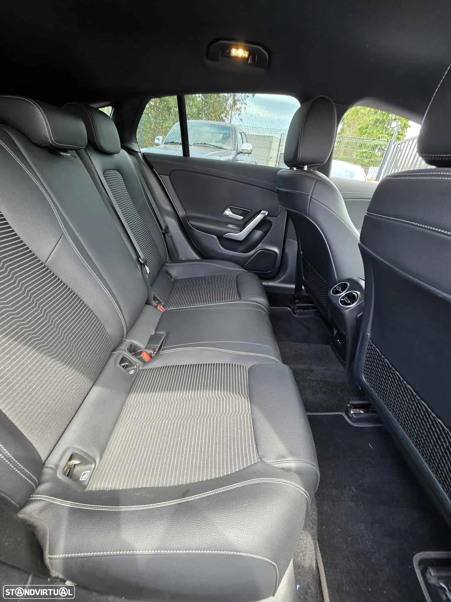 Mercedes-Benz CLA 180 d Shooting Brake AMG Line - 7