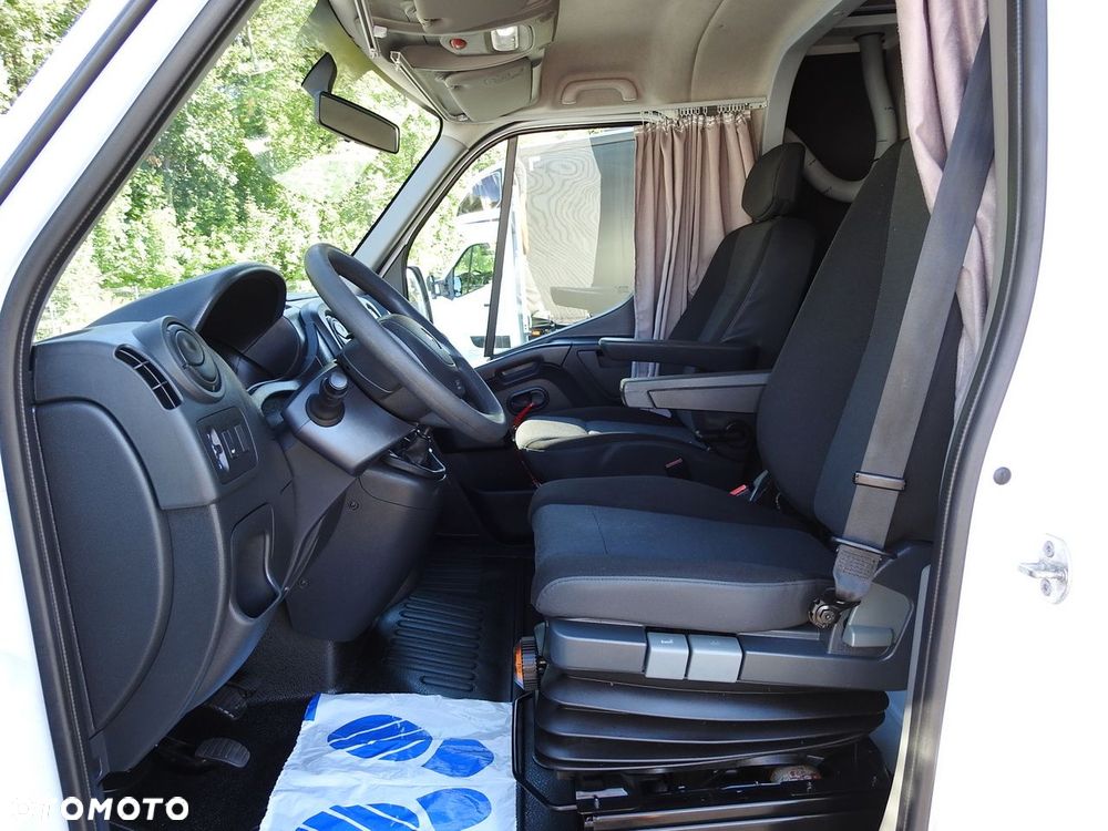 Renault MASTER PLANDEKA 8 PALET WEBASTO TEMPOMAT KLIMATYZACJA PNEUMATYKA  170KM - 28
