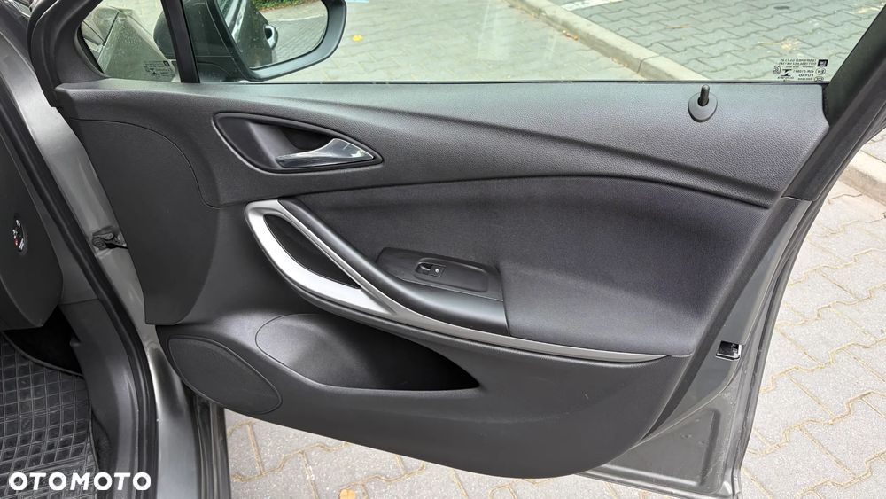 Opel Astra - 35