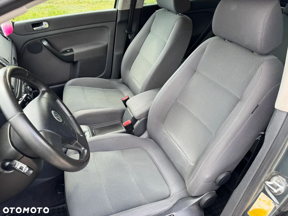 Volkswagen Golf Plus 1.9 TDI Comfortline - 12
