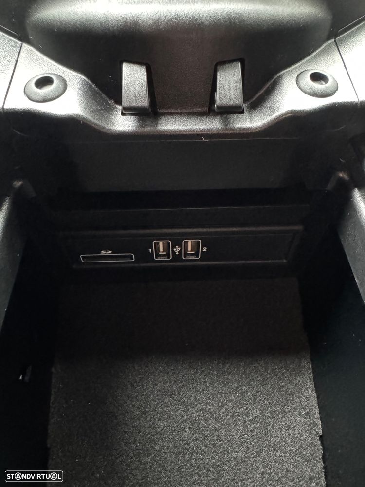 Mercedes-Benz E 300 de AMG Line - 46