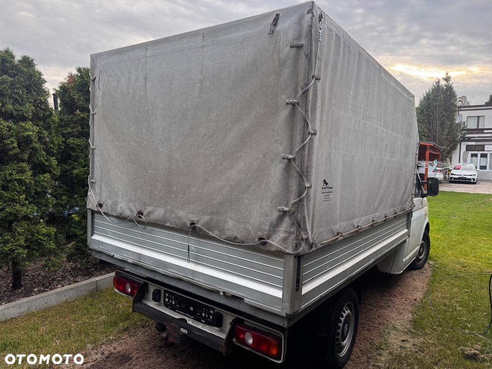 Volkswagen T5 transporter - 4