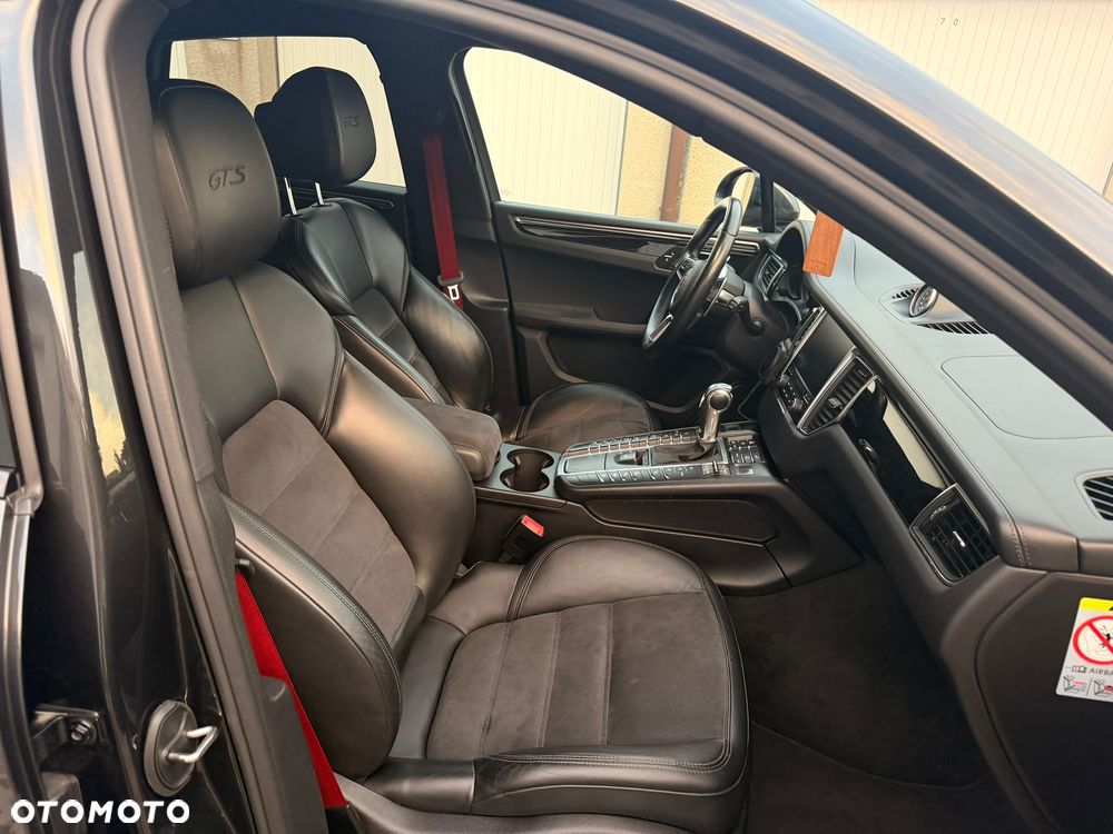 Porsche Macan GTS PDK - 34