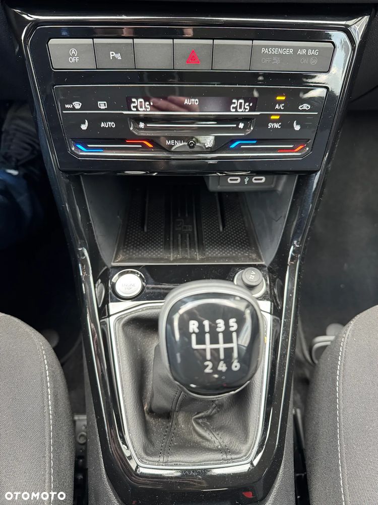 Volkswagen T-Cross 1.0 TSI Life - 23
