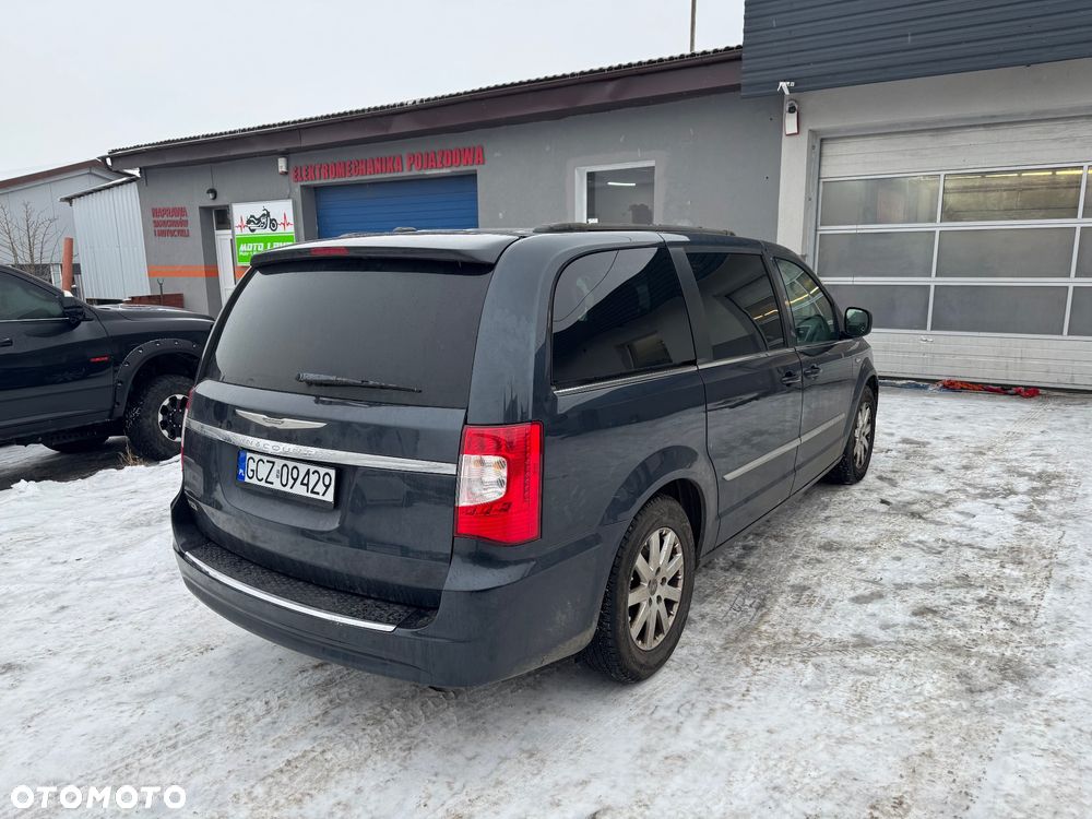 Chrysler Town & Country 3.6 Limited - 4