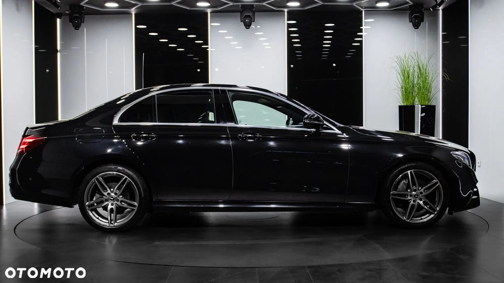 Mercedes-Benz Klasa E 220 d 4-Matic AMG - 8