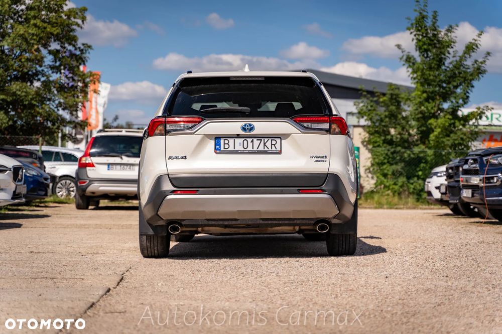 Toyota RAV4 - 9